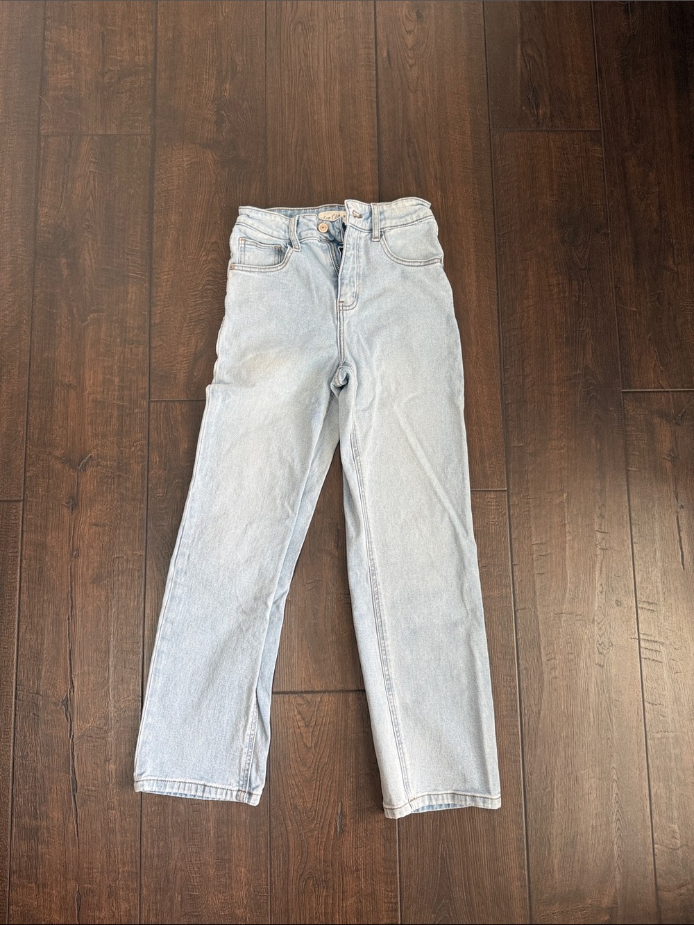 Easy Clothes Light Wash High-Rise Straight Jeans - Women size 34